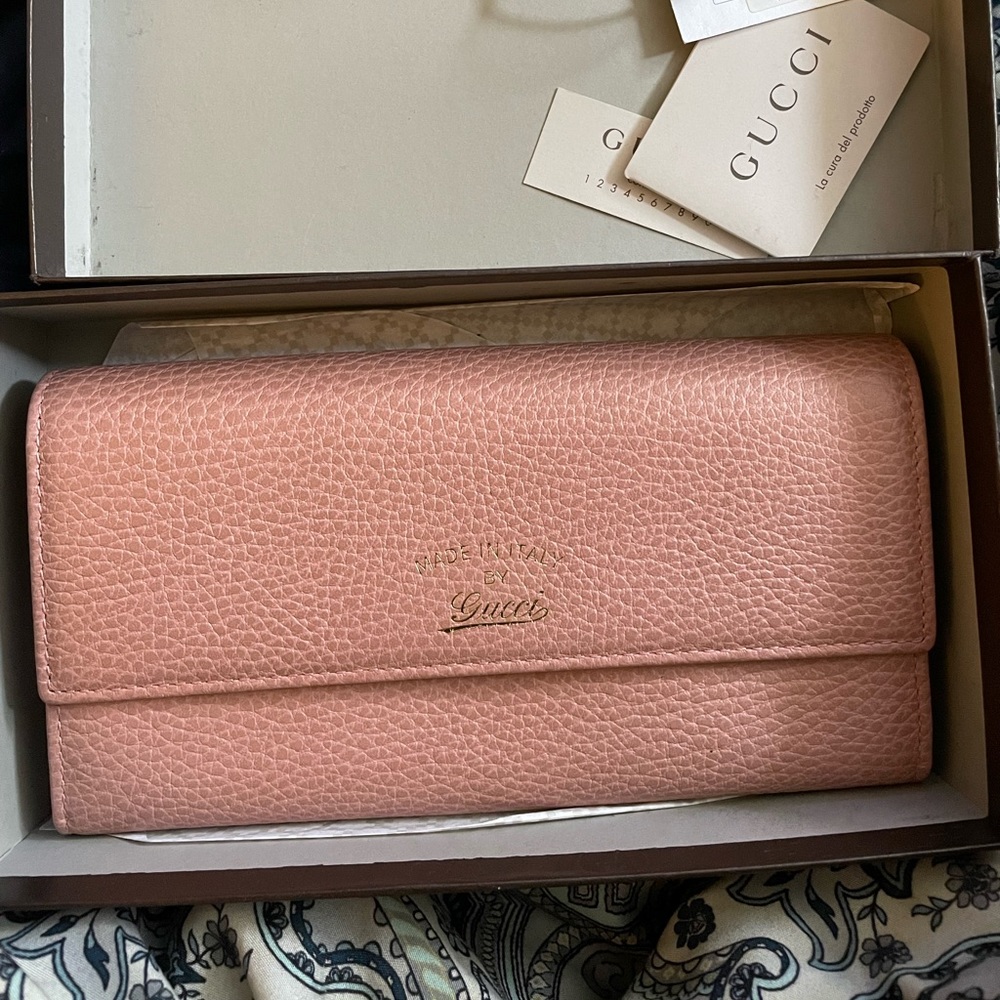 Gucci wallet